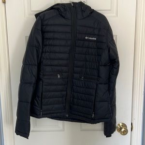 Columbia Omni-Shield women’s winter coat, 5 pocket and hood.